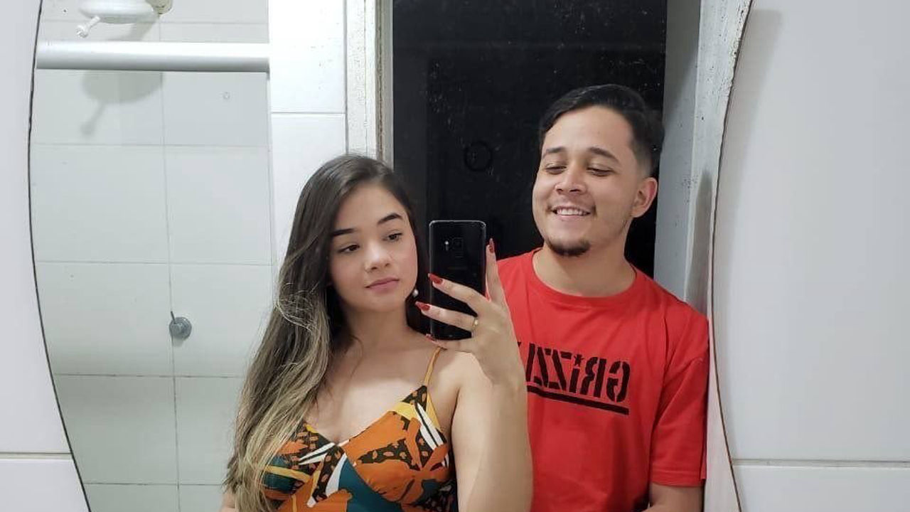 Cu arregaçado pelo marido