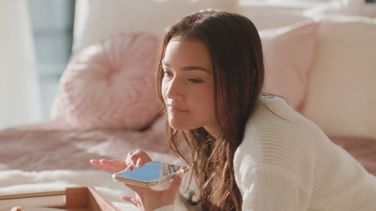 Blacked – Zara – Pequena Gostosa é Preenchida pelo BBC