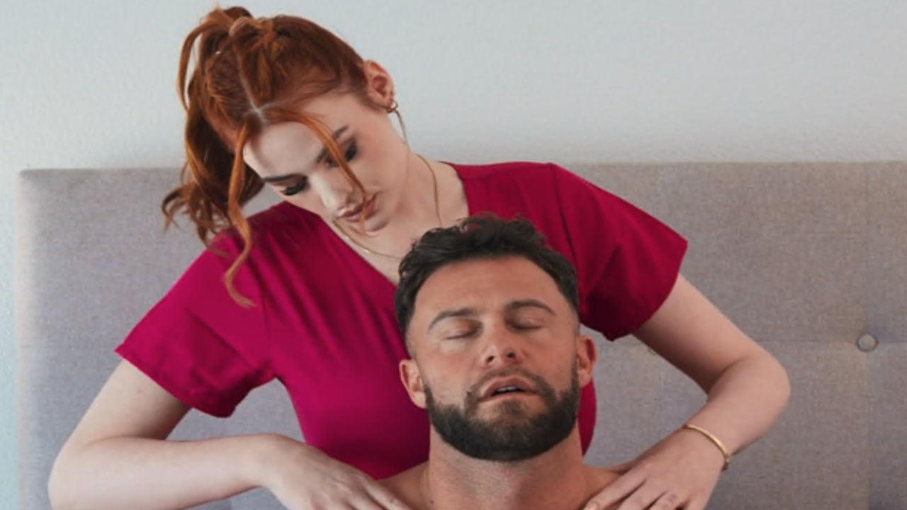 Brazzers – Abigaiil Morris – Enfermeira Gostosa Ama Pau Grosso