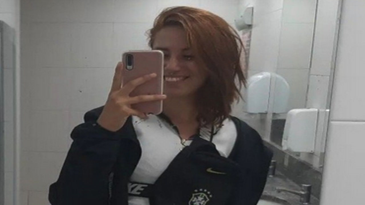 Branca de marquinha liberando os dois buracos