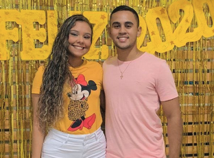 Casal rico caiu na net fodendo