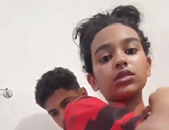 Novinha transmitiu o sexo ao vivo