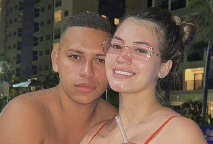 Novinha saborosa caiu na net fazendo anal