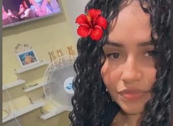 Vazou a ex-namorada fodendo na net