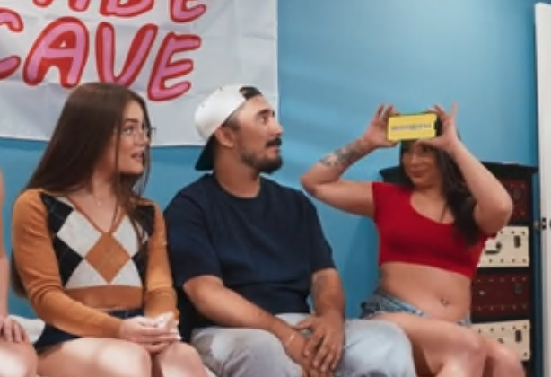 Brazzers – Ana Khalifa, Alana Rose – Safadas em Dobro!