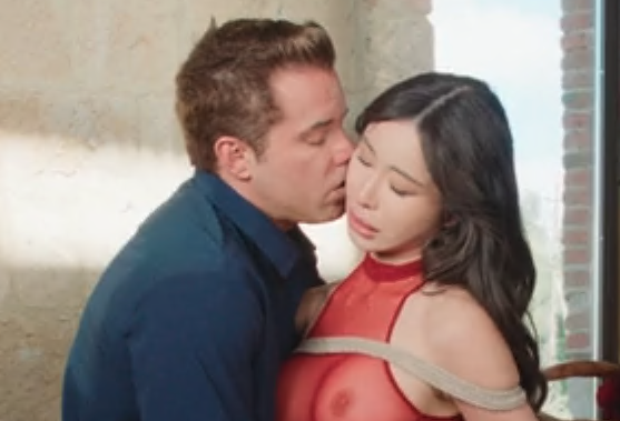 Tushy – Reina Ohara – Abertura Perfeita da Bela Voluptuosa