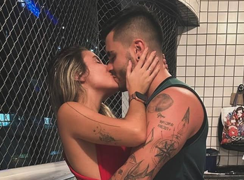 Vazou a namorada gostosa