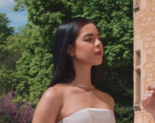 Tushy – Kubera Fortuna – Beleza Petite Faz Anal