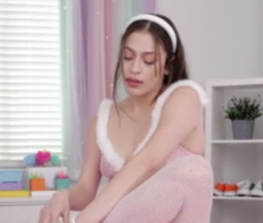 NubilesFilm – Stella Nash – Tudo Rosa