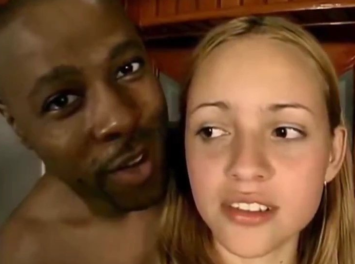 Negão com a loira