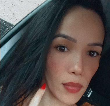 Gozou na cara da esposa